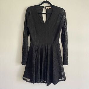 Rewind Floral Lace Black Long Sleeve Dress Women’s Size Medium